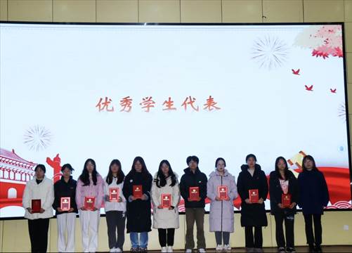 图示, 示意图
中度可信度描述已自动生成:ver1